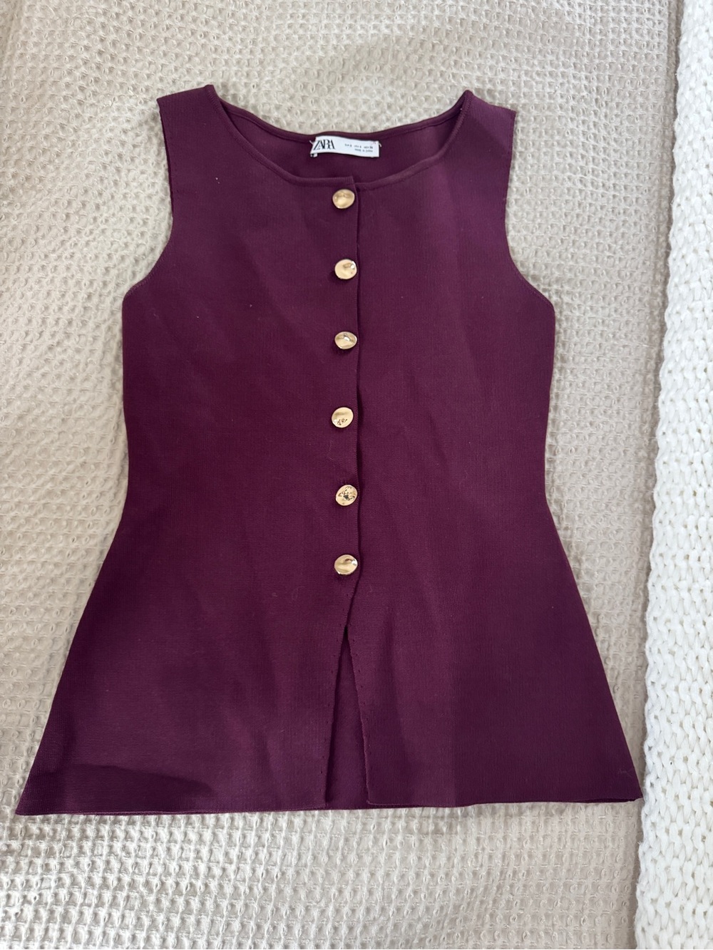 Zara Plum Sleeveless Button-Front Knit Tank